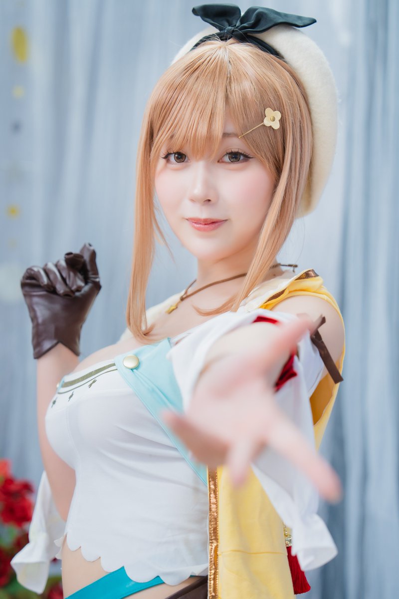 chiot1011's tweet photo. あゆの @ayunochan_

#あゆのちゃんあのね
#COSMOS創作攝影展 https://t.co/Gb9BRK0Bha
