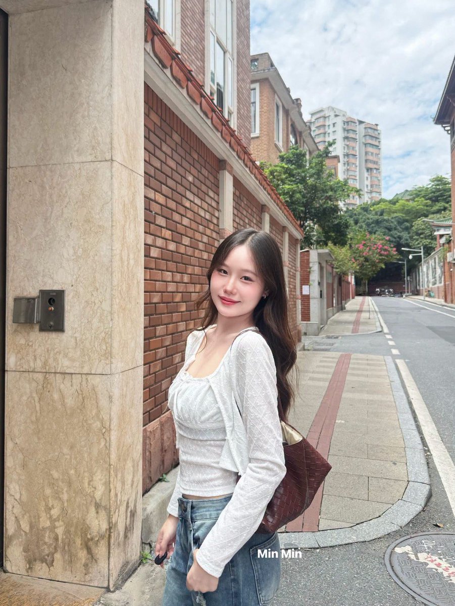 CherCussen's tweet photo. ความล้มเหลวคือบทเรียน อย่าคิดว่ามันเป็นจุดจบ
จงเชื่อในตัวเอง แม้ไม่มีใครเชื่อในตัวคุณเลย 🩵💦🍑🌺🌸❤️

⭐️ พร้อมนัดค่ะ6️⃣oo/1💦💦🤤
⭐️มีที่จอดรถห้องกว้างสะอาด

#บางบ่อ🔥🌋🪨

📲𝑳𝒊𝒏𝒆🆔:  @673gbnuf

กดเพิ่มเพื่อน
https://t.co/G4mGEwJFZu

บางบ่อ🦇🐤🦦🐣🐔🦔 https://t.co/GpzXxnN7J0