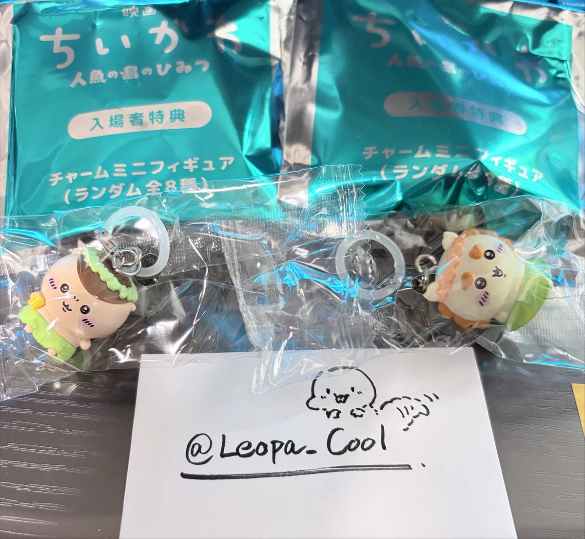 Leopa_Cool's tweet photo. 【 交換 】ちいかわ 映画 人魚のひみつ 入場者特典　チャームミニフィギュア

【譲】栗まんじゅう　シーサー

【求】モモンガ　ハチワレ 各1

郵送対応です！
お声かけお待ちしております🙇‍♀️ https://t.co/bM0yd5upmn