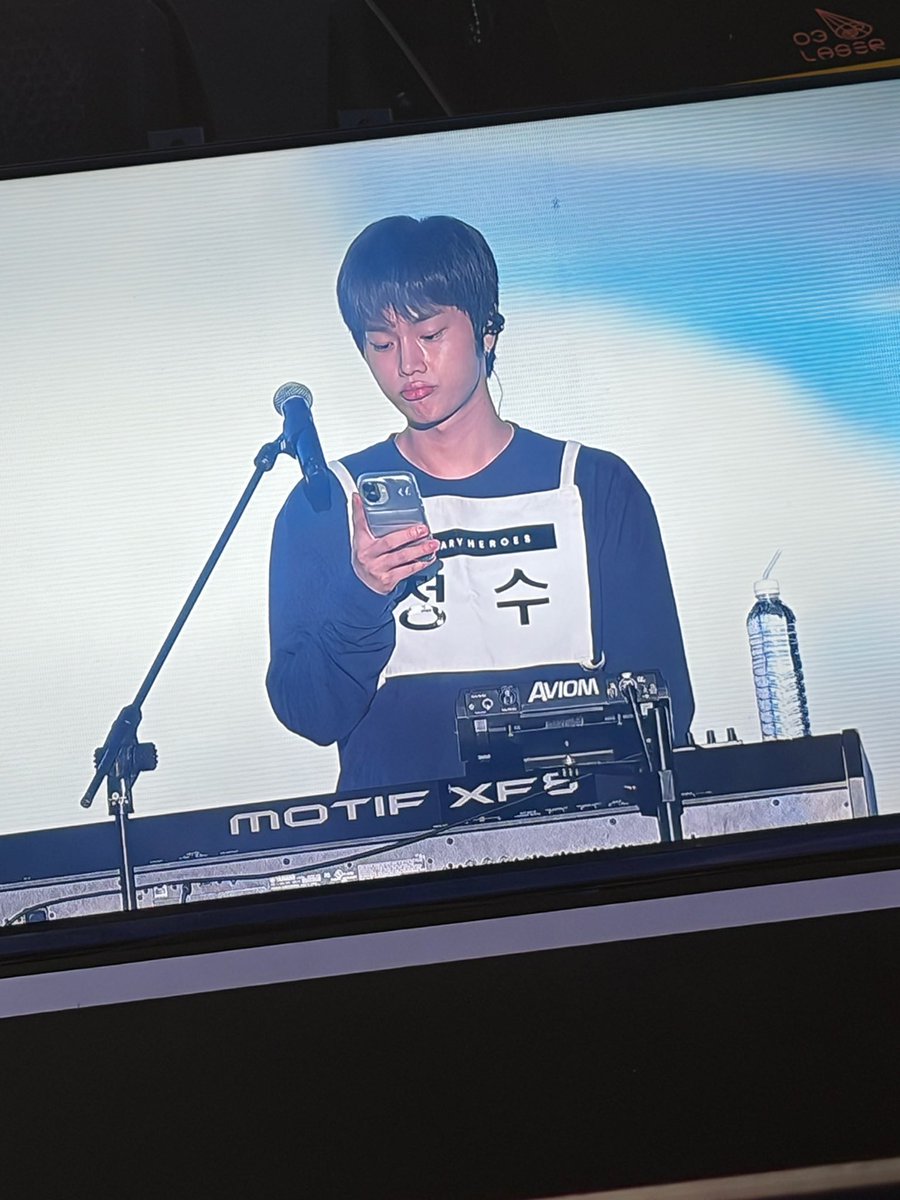 catboardist's tweet photo. 260725 🐱🫧 update 

(01:23 KST ~ 00:23 CST)
🐱 (📸📸)
🐱 rehearsal finished https://t.co/POqbFHFoU4