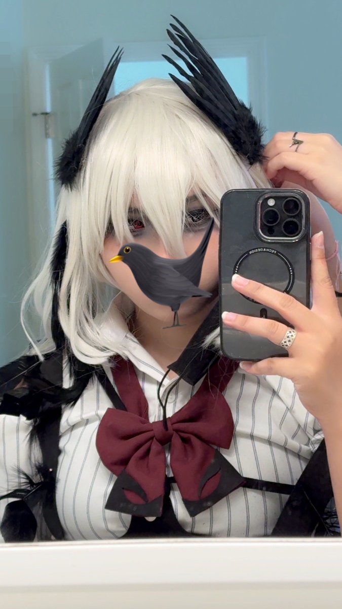 exocorpseHQ's tweet photo. OFFKAI DAY 1!!! Cosplaying one of Veizo's featured Vtubers today whose also my oomf @NemoNevermore_ 😋

See you there !! https://t.co/Jih4OStCZv