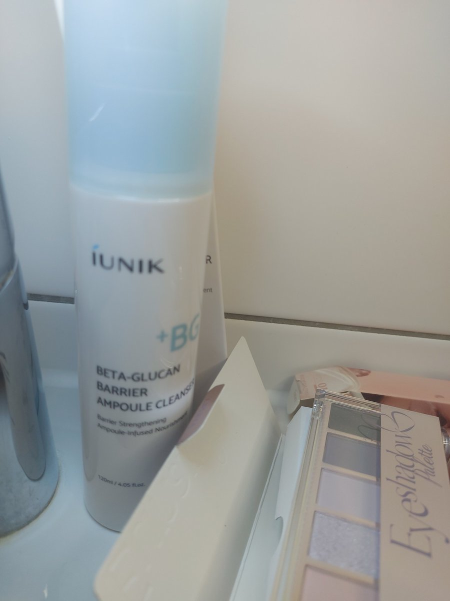 celinehcj's tweet photo. @YesStyle @ysinfluencers use my discount code 'CELINE2000' at https://t.co/3HECdcICEG 💜 💜 
Thanks again!! #kbeauty #cbeauty #skincare #iunik #eunarz https://t.co/JI5IbDT7y2