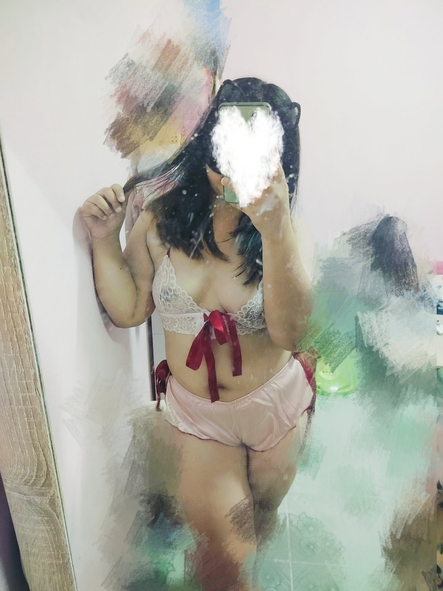 Wewe111We's tweet photo. อยู่คนเดียวอีกแย้วว🤣🤤
#หนองแค #สระบุรี #สาวอวบน่าฟัด 
#เสาไห้ https://t.co/LOilLspVXP