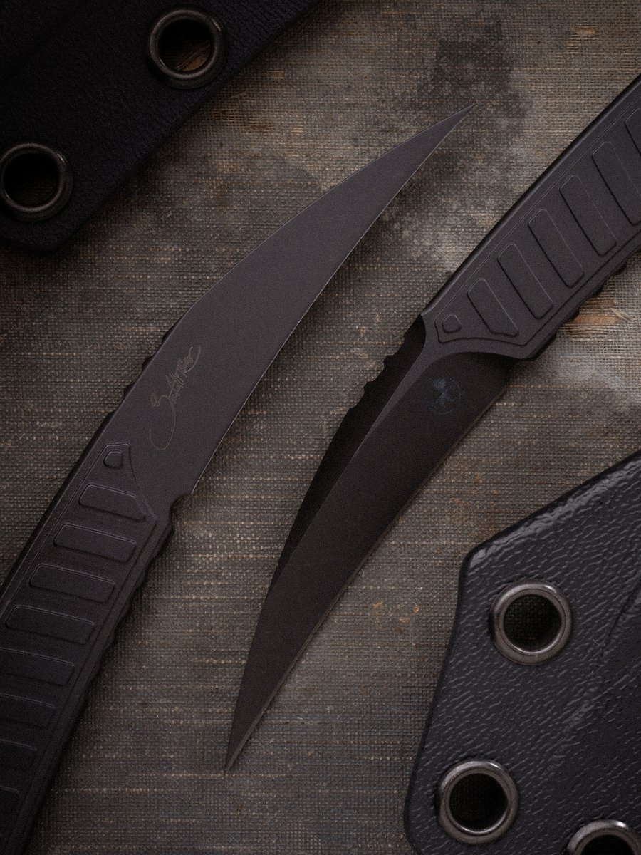 microtechknives's tweet photo. The Feather, our collaboration with @Bastinelliknivesofficial, boasting a fierce DLC finish on a standard edge blade.

The Feather comes with a Kydex sheath, a 2.22" blade, and all the versatility you could ever ask for. Available on our website while supplies last. https://t.co/o2MF06DACJ