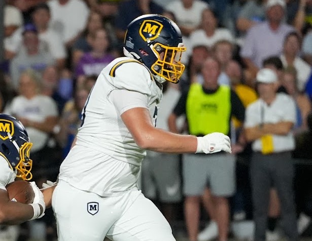 tsfootball's tweet photo. 2026 Video Snapshot: Moeller-https://t.co/kxlm0XWrQH
@char_cliff @jaron_may @TGIFfootball @gclsouthsports @Coach_B10 @MoellerFootball @LetsGoBigMoe @mmidd28 @greylo_coach @andrew_stof42GB @patrickobr_ @alex_bolar @KJ_Johnson27 @BigMoBarrett @jacemontgo_28 @jjdwyer_91 @CadenOrr09 https://t.co/KCiEvV8BgE