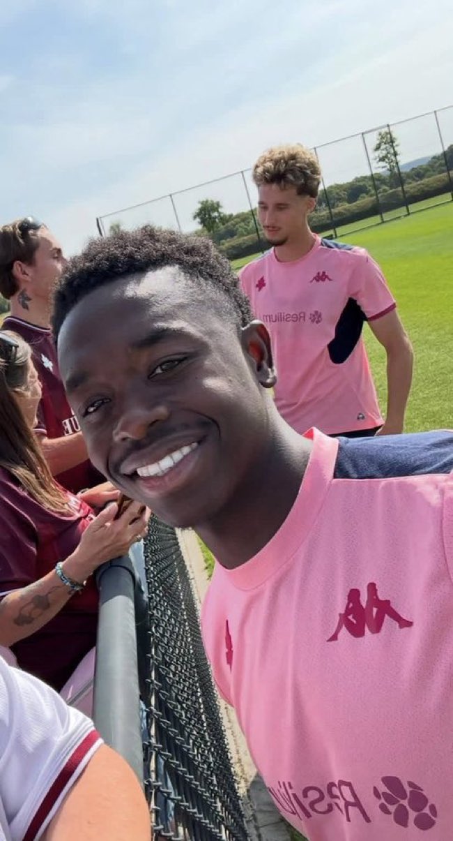 🚨 Nampalys Mendy 🇸🇳 s’entraîne avec le FC Metz et devrait y signer lib...