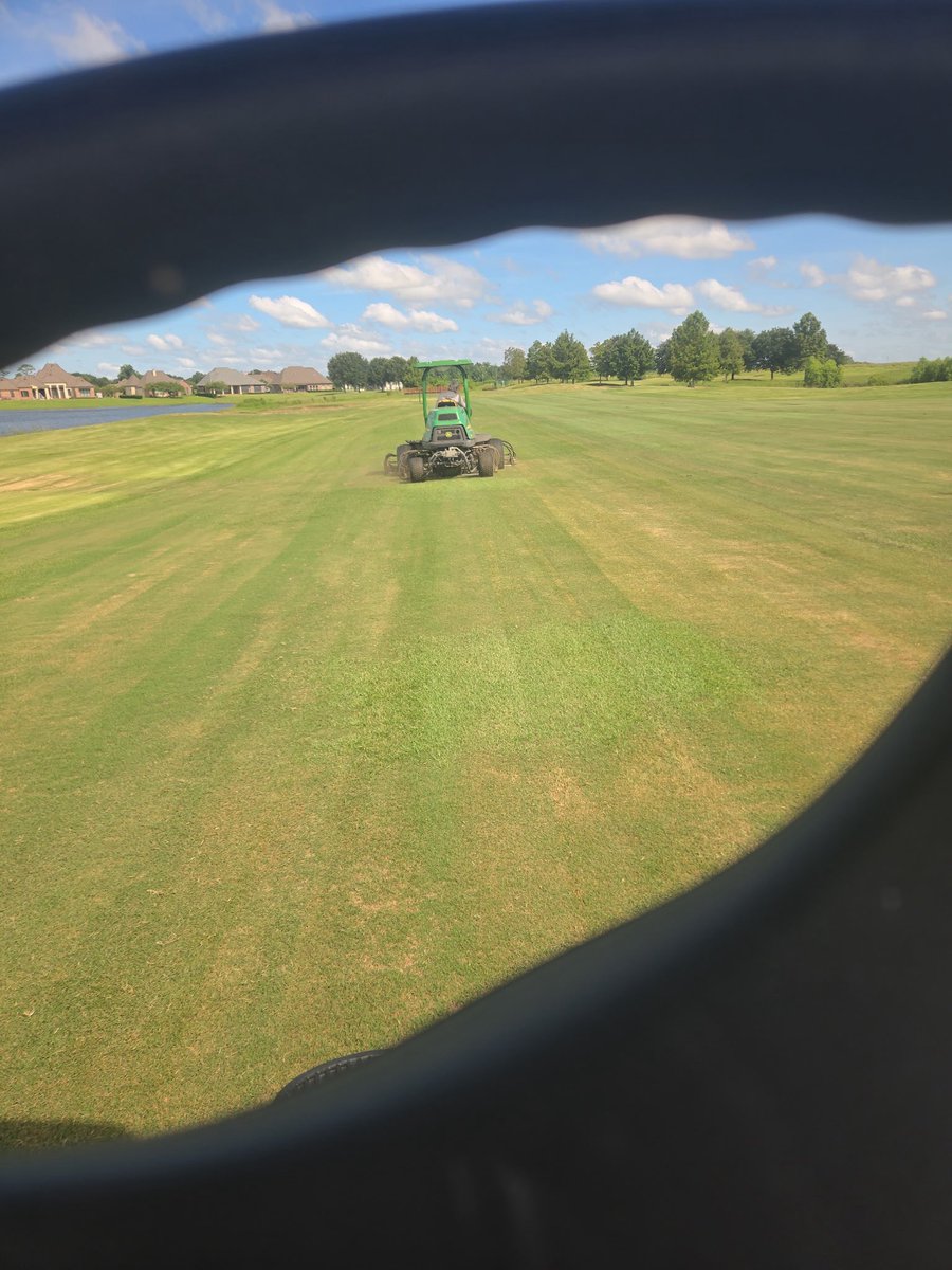 LaTourgolf's tweet photo. Getting the course ready for the weekend, busy days ahead!
Limited tee times still remain.

Tee times are available online at https://t.co/0CLgsWn5VC, https://t.co/peR8DhIoAW or call the pro-shop at 985-532-0494. https://t.co/TrFzju9Eqy