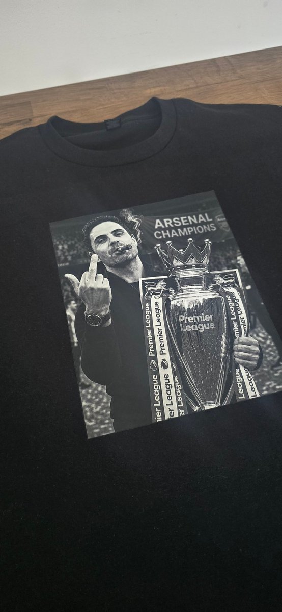 sliney66's tweet photo. 🚨 ⚠️ COMPETITION ⚠️ 🚨 
WIN ONE OF OUR NEW ARTETA T-SHIRTS. TO ENTER JUST LIKE, FOLLOW AND RETWEET. DRAW TO BE MADE SUNDAY.
AVAILIABLE TO BUY NOW AT https://t.co/2fEenKoeu3 
#ARSENAL #CHAMPIONS #AFC #ARTETA https://t.co/2NgJ61p2mI