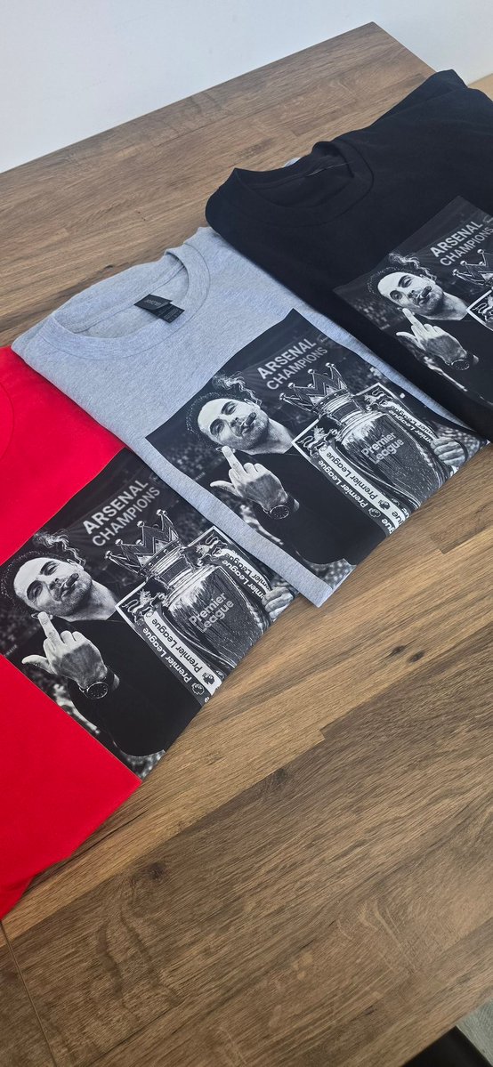 sliney66's tweet photo. 🚨 ⚠️ COMPETITION ⚠️ 🚨 
WIN ONE OF OUR NEW ARTETA T-SHIRTS. TO ENTER JUST LIKE, FOLLOW AND RETWEET. DRAW TO BE MADE SUNDAY.
AVAILIABLE TO BUY NOW AT https://t.co/2fEenKoeu3 
#ARSENAL #CHAMPIONS #AFC #ARTETA https://t.co/2NgJ61p2mI
