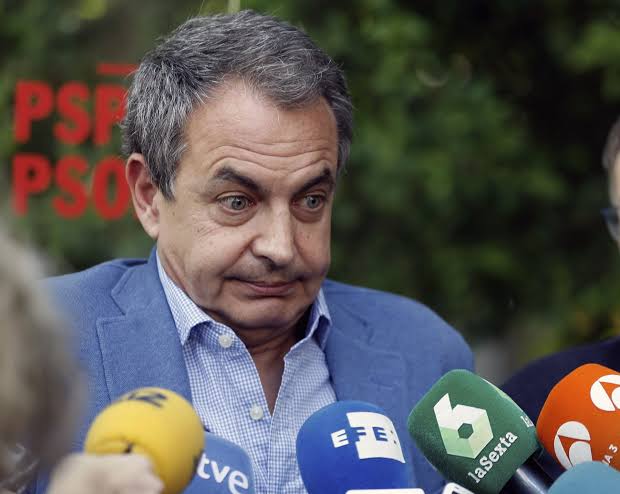 EL CONTRAPESO tweet media