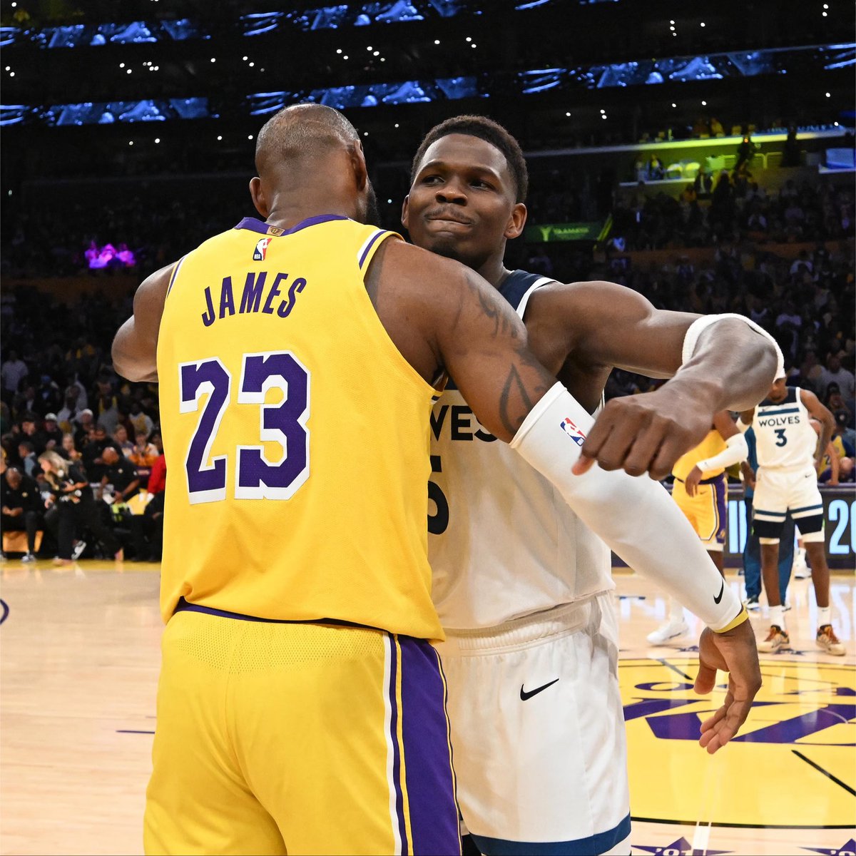 LegionHoops's tweet photo. Anthony Edwards jokingly told LeBron  that if he didn’t make a decision soon, he would ‘tear his head off’.

LeBron then asked what would happen if he chose another team, other than Minnesota…

Ant responded saying it’d be okay because he’d just “tear James’s head off on the court when their two teams met.” 💀

(via @JonKrawczynski)