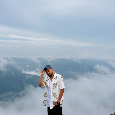 OmarFaruque_786's tweet photo. #NewProfilePic https://t.co/D2Yp1VP4JF