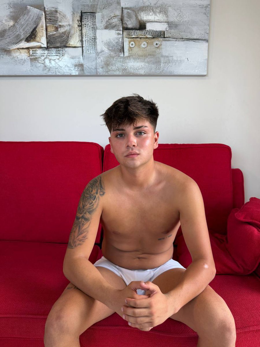 maxartmotors's tweet photo. Twink? https://t.co/nhN9JErpsL