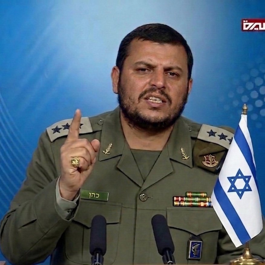 b40267596's tweet photo. @Cosmos_politic بعد دخول الحوثيين للحرب وحماية الأسطول الأمريكي والسفن الإسرائيليةيبدو أن إسرائيل تريد دخول الحرب وهي مطمئنةفقد أدى كلبها المخلص عبدالملك الحوثي تكليفه فقد التزم الحياد طوال الحرب والان دخل لمصلحة إسرائيل والضغط على دول الخليج للدخول للحرب مع أمريكا وإسرائيل والضغط في ملف التطبيع https://t.co/utU8Gxu6uE