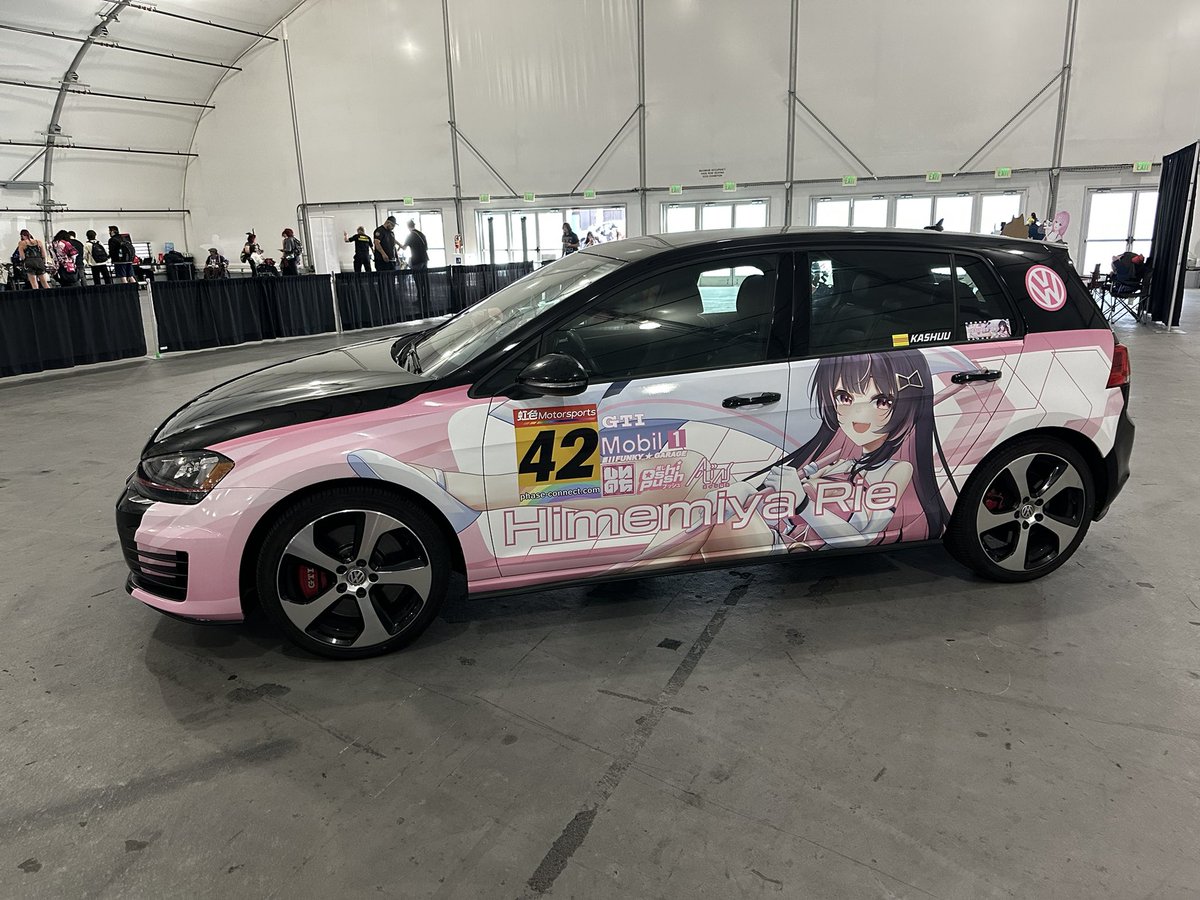 CaptainKashuu's tweet photo. FINALLY! THE HIMERUNITASHA IS DONE AND IN TIME FOR #offkai!
Thank you to those who followed me on my journey to getting this Itasha done, both Hime and Runie have a LOT of meaning to me and I’m so happy to have done this.
Come check it out y0!
#himebito #runatic #phaseconnect https://t.co/nzNe5mREm1