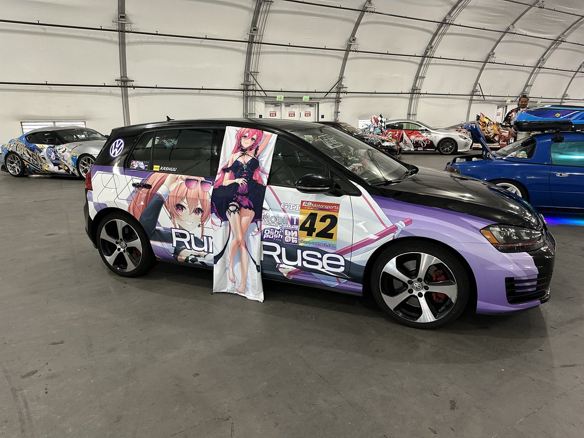 CaptainKashuu's tweet photo. FINALLY! THE HIMERUNITASHA IS DONE AND IN TIME FOR #offkai!
Thank you to those who followed me on my journey to getting this Itasha done, both Hime and Runie have a LOT of meaning to me and I’m so happy to have done this.
Come check it out y0!
#himebito #runatic #phaseconnect https://t.co/nzNe5mREm1