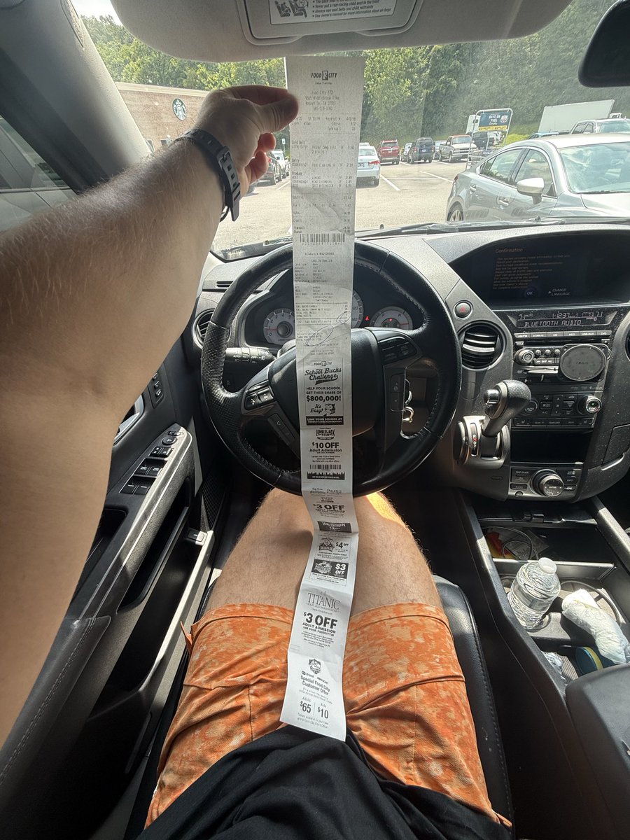 naxon01's tweet photo. Food City turning into the CVS receipts… 🤦‍♂️ https://t.co/T4e9ss8qyr