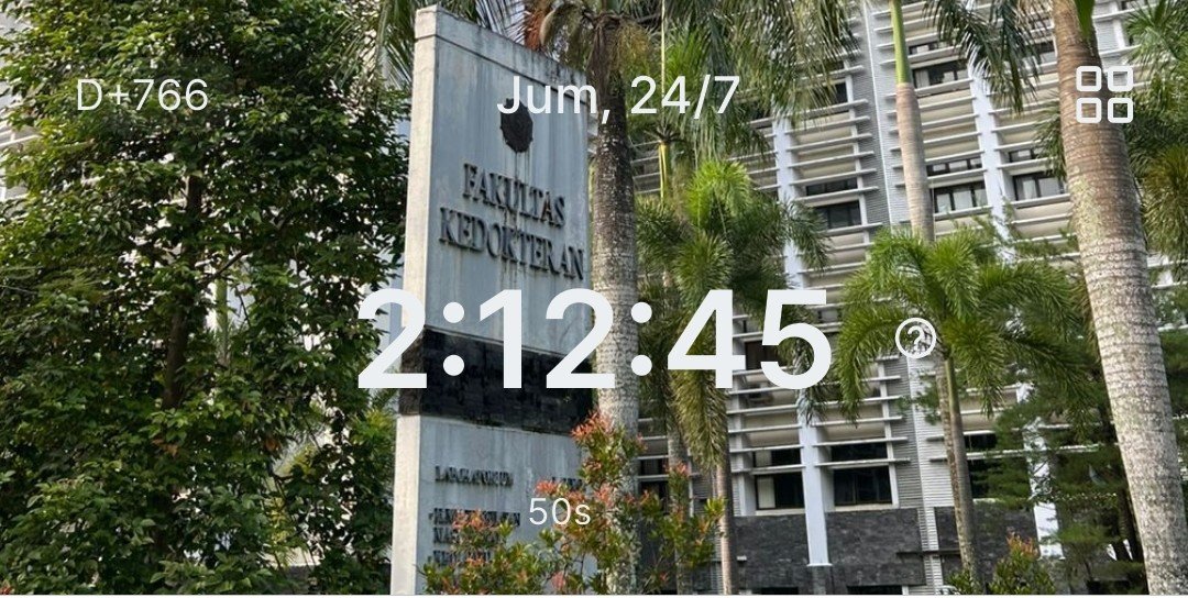 broccolimerci's tweet photo. Belajar ubtk'²⁷ day-1 👀

studytwt ini ku mulai dengan fundamental matematika. sleep well yaaa, moots! 🤍 https://t.co/X2nkm52xwd