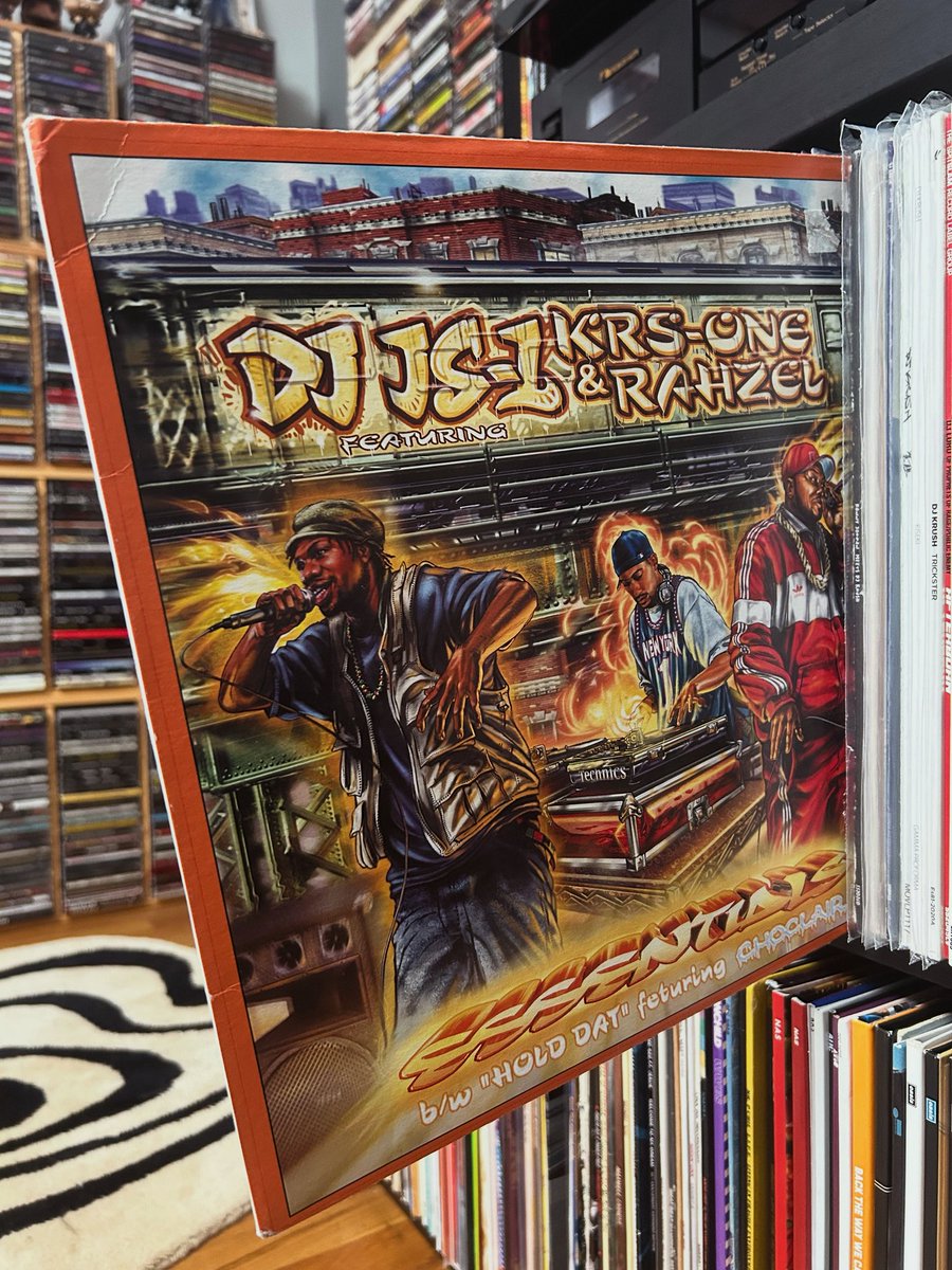 hiphopgods's tweet photo. @DJJS1 featuring @IAmKRSOne & @RAHZELTHELEGEND - Essentials b/w Hold Dat featuring @Choclair
#essentials #holddat #hiphopgods https://t.co/Uc5LnfeelL