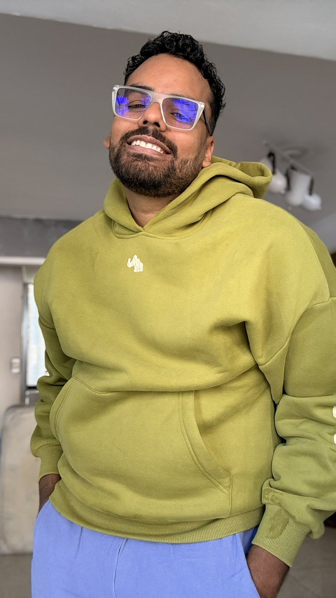 Samulands tweet picture