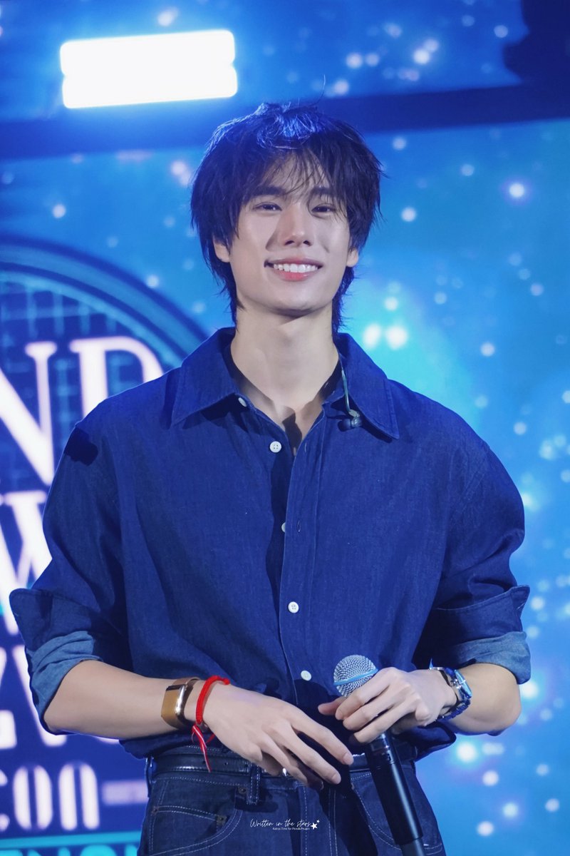 witsppw's tweet photo. 260718 Hoa Binh Theater 🐻🐼

#PondPhuwinRendezvousInVietnam
#ppnaravit #phuwintang https://t.co/tNLGodolrk
