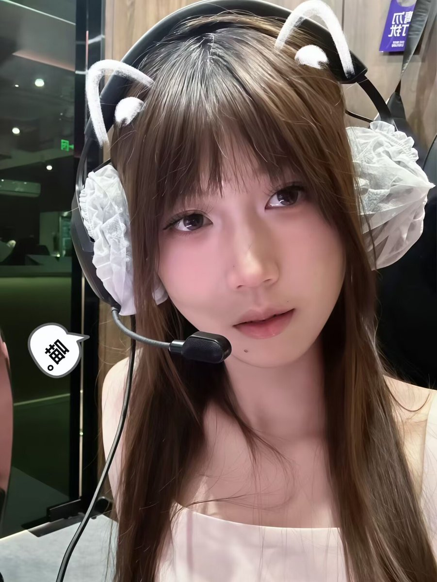 Daddy0913_'s tweet photo. 自愿曝光，江苏的母狗林月，自称是婊子公交车，物美价廉呢，自愿曝光联系方式
#自毁 #社死 #曝光 #反差 #母狗 #母畜 #任务 #反差问卷 #露出 #反差婊 #自曝 https://t.co/0LGKbOFjqU