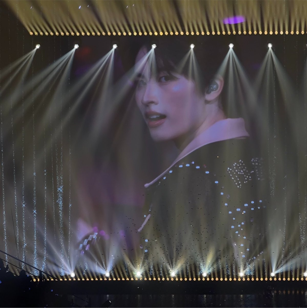 ramietyy's tweet photo. ก็สวยขนาดนี้ ใ��รก็อยากได้เบอร์ป่ะ ขอใจแลกเบอร์หน่อยค้าบหญิงเอ😭🩵🫶🏻

#BUS_LIGHTASONE_D1 
#AAashirakorn https://t.co/TC8zZi1qTJ