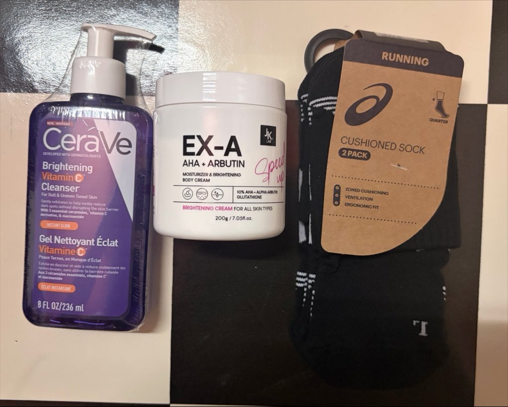 ourlaulanheaven's tweet photo. มือ 1

• Cerave 260
• JK Lab 120
• ถุงเท้า asics 300 

🚚 ส่งฟรี 

#CeraVeGlowLabxPhuwin #CeraVexPhuwinPermpoon
#ASICSTH 
#skywongravee https://t.co/4tyKaYV6cP