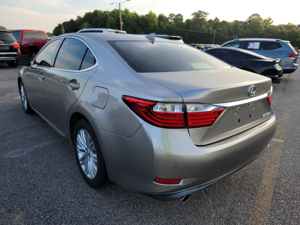 Kinglamarr___'s tweet photo. Two weeks ago, @Just__Manuel1 reached out to me with a clear request: “help me source a clean 2015 Lexus ES 350 from the US”. 
He sent a deposit the same day, and the search began in earnest.

I went hunting, checking listings, connecting with contacts, and staying patient for the right unit. Today, the effort paid off. I won the bid on an exceptionally clean 2015 ES 350, a true gem that met every standard he asked for.

The deal is now sealed. The car will be on its way, and will arrive in Lagos in 6–8 weeks.
Another successful sourcing completed for a client who trusts the process.