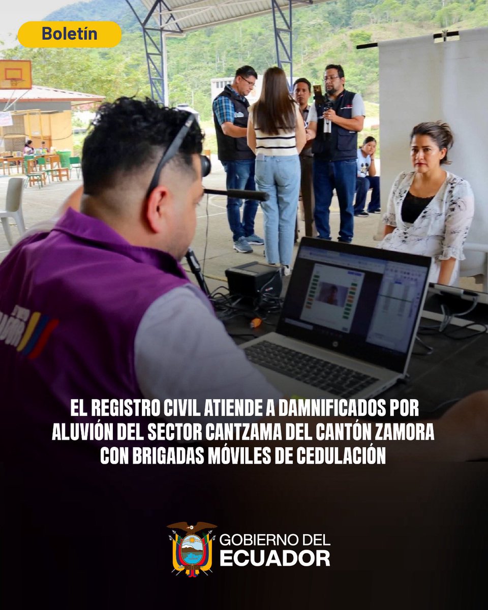RegistroCivilec's tweet photo. Con nuestras #BrigadasMóviles, llegamos hasta la parroquia Guadalupe, en el cantón Zamora, con el servicio cedulación para las  personas afectadas por el reciente aluvión en el sector de Cantzama.
👉🏽 https://t.co/JFk3EgTjfC https://t.co/33tlk9ncbT