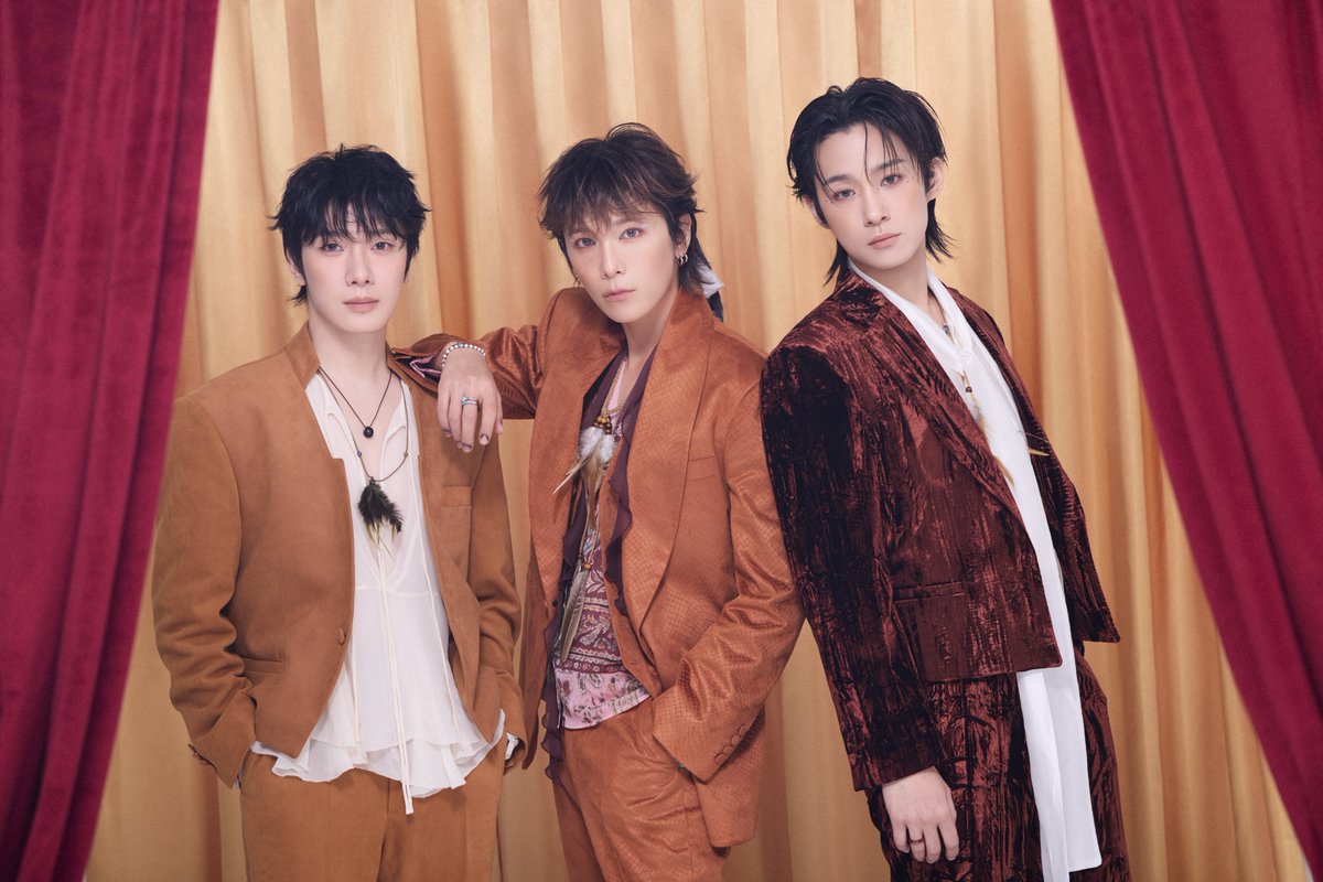 Hello_asian's tweet photo. พร้อมหรือยัง? ‘FTISLAND’ กลับมาจุดไฟความมันในไทยกับ ‘2026 FTISLAND TOUR 0 — XIX — III ‘FaTe’ in BANGKOK’ เตรียมโดดให้สุดทุกบีตท์! 8 ส.ค. นี้

 #FTISLAND #FT아일랜드 #FaTeinBANGKOK
#프리마돈나 #PRIMADONNA
#오엔기획 #ONworldwideThailand

            สิ้นสุดการรอคอย เสียงกรี๊ดของ พรีมาดอนน่าไทย กำลังจะดังกระหึ่มอีกครั้ง เพราะอีกไม่กี่วันเท่านั้น สำหรับคอนเสิร์ตใหญ่ที่ทุกคนตั้งตารอคอยใน ‘2026 FTISLAND TOUR 0 — XIX — III ‘FaTe’ in BANGKOK’ งานนี้ 3 หนุ่มสุดฮอตวงดนตรีร็อกระดับพรีเมียมจากเกาหลีใต้อย่าง FTISLAND พร้อมแล้วที่จะกลับมาระเบิดพลังเสียงดนตรีสดและสร้างความทรงจำสุดพิเศษให้กับแฟนๆ ชาวไทยอีกครั้ง                หลังจากที่ประทับใจกับทุกโชว์ที่ผ่านมา ครั้งนี้พวกเขากลับมาพร้อมกับโปรดักชันจัดเต็ม เซตลิสต์เพลงฮิตติดหู และโชว์สุดเดือดที่จะชวนทุกคนลุกขึ้นมาโดดและร้องตามไปพร้อมกันตลอดทั้งงาน รับประกันความสนุก สุดเหวี่ยง และเอเนอร์จี้ที่ร้อนแรงสมการรอคอยแน่นอน!

            การกลับมาครั้งนี้ถือเป็นการคัมแบ็กสเตจในไทยในรอบ 2 ปี โดยผู้จัดไฟแรง O.N worldwide ที่พร้อมเสิร์ฟความสนุกภายใต้คอนเซปต์ ‘FaTe’ หรือ "โชคชะตา" ที่จะพาวงดนตรีร็อกฝีมือระดับพรีเมียมและแฟนเพลงมาร่วมสร้างช่วงเวลาแห่งความสุขร่วมกันอีกครั้ง งานนี้หนุ่มๆ FTISLAND จัดหนักจัดเต็มทั้งระบบแสง เสียง โปรดักชันสุดอลังการ และเซตลิสต์เพลงฮิตติดหูตั้งแต่ยุคเริ่มต้นจนถึงผลงานล่าสุดที่จะชวนทุกคนลุกขึ้นมาโดด ร้องตะโกน และสนุกไปกับดนตรีสดสุดเดือดตลอดการแสดง

            สำหรับใครที่ยังไม่มีบัตร โอกาสที่จะเป็นส่วนหนึ่งของโชคชะตาครั้งนี้ยังเปิดอยู่! แฟนๆ ที่ไม่อยากพลาดสเตจคุณภาพและเอเนอร์จี้สุดมัน สามารถจับจองบัตรกันได้แล้ววันนี้ โดยเปิดจำหน่ายบัตรราคา 6,500 / 4,500 และ 3,500 บาท ผ่านทาง https://t.co/iypjqiSNS9  ล็อกคิวในตาราง วอร์มเสียง และเตรียมพลังกายให้พร้อม แล้วไปเขียนอีกหนึ่งหน้าประวัติศาสตร์ความทรงจำกับ FTISLAND ในค่ำคืนที่ทุกคนจะไม่มีวันลืม! ในวันเสาร์ที่ 8 สิงหาคมนี้!
