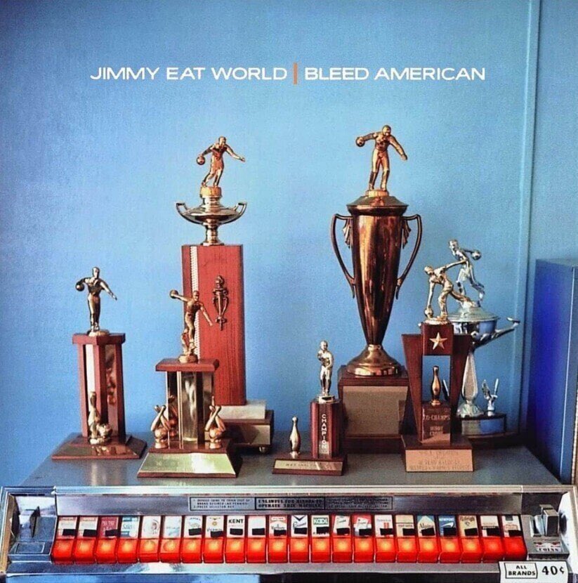 25YearsAgoLive's tweet photo. Boy band *NSYNC releases its fourth album, Celebrity. 

Band Jimmy Eat World also releases an album, Bleed American. 

Finally, rapper Soulja Slim releases his second album, The Streets Made Me. https://t.co/5idqxsgmK6