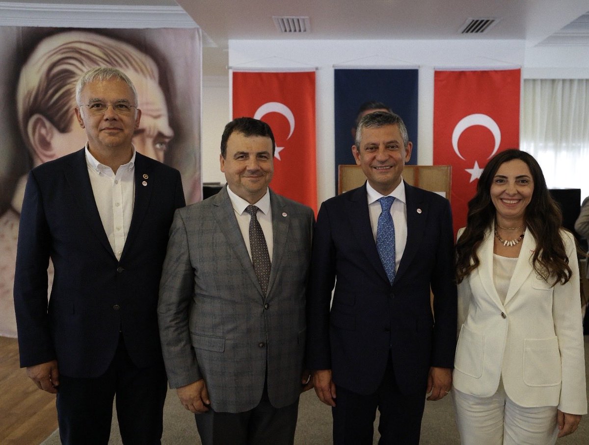 KAYIHANPALA's tweet photo. Yolumuz açık olsun. 
#YeniParti https://t.co/wFAsJBNZAV