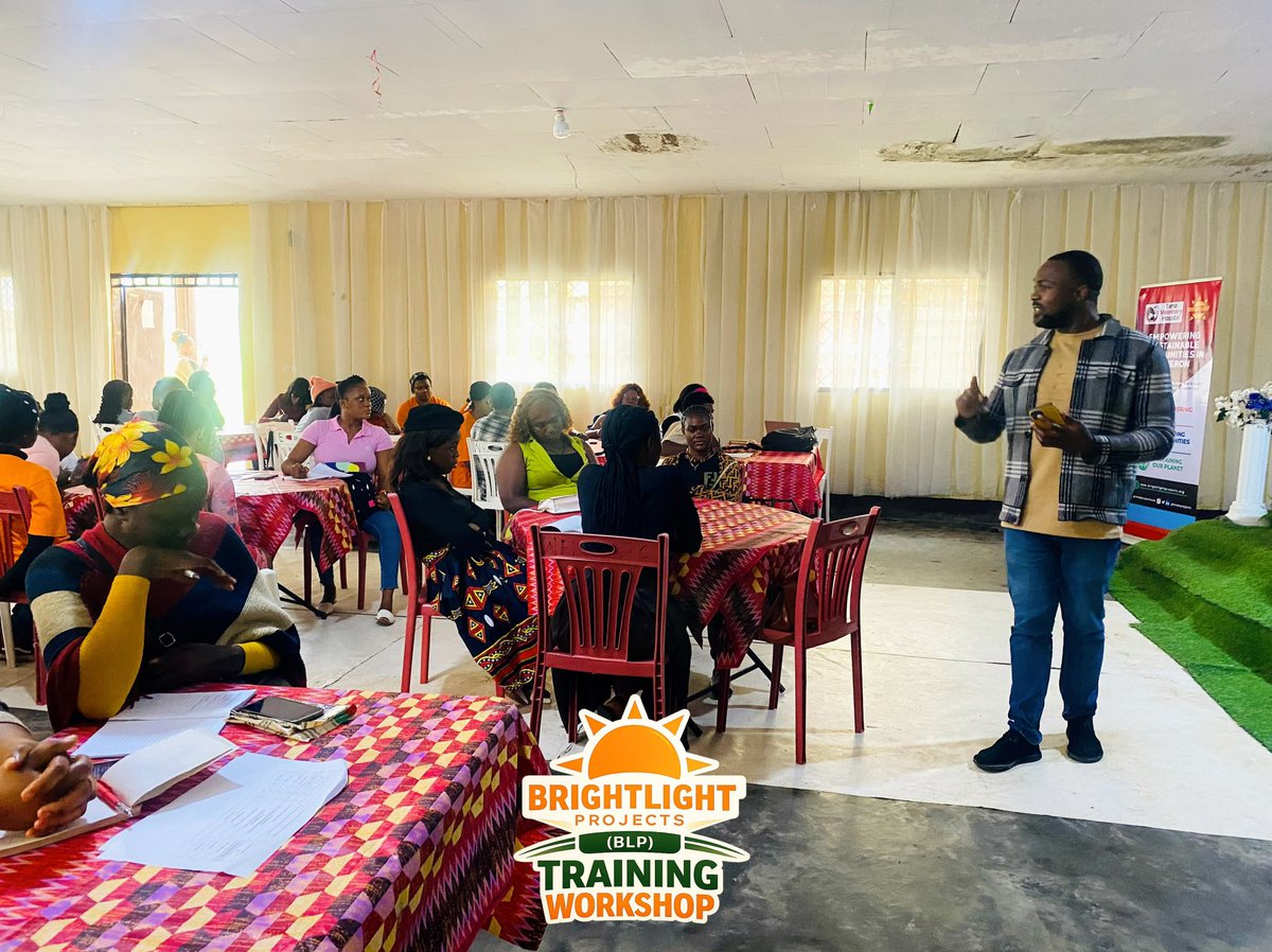theblprojects's tweet photo. From vocational skills to successful businesses. 💼 Over 50 women and youth in Buea gained practical entrepreneurship skills to build sustainable livelihoods. 

#GirlsShallRise #Entrepreneurship #WEFCBuea #Cameroon #Workshop #BLP https://t.co/zIJzIu66Mw