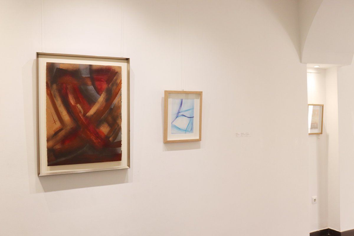 PerveGaleria's tweet photo. 30 Jul | 18h00–20h00 | Perve Galeria &amp; Casa da Liberdade – Mário Cesariny
PT | Visita guiada pelo curador Carlos Cabral Nunes à exposição "100 Obras para Artur Bual".
EN | Guided tour of the exhibition "100 Works for Artur Bual", led by curator Carlos Cabral Nunes. https://t.co/m197GQVv76