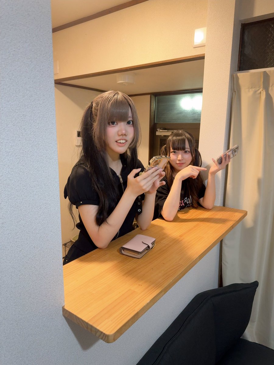 dolls_staff's tweet photo. 😳 https://t.co/MfrrEaurDs