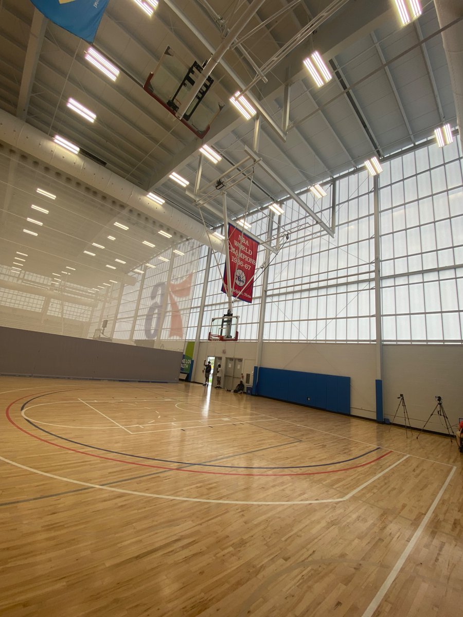 OGMICHAELDON's tweet photo. I played some of my best basketball at Sixers facility. It’s about to be a movie in dat locker room. 🥂 https://t.co/eb8gGUUbk4