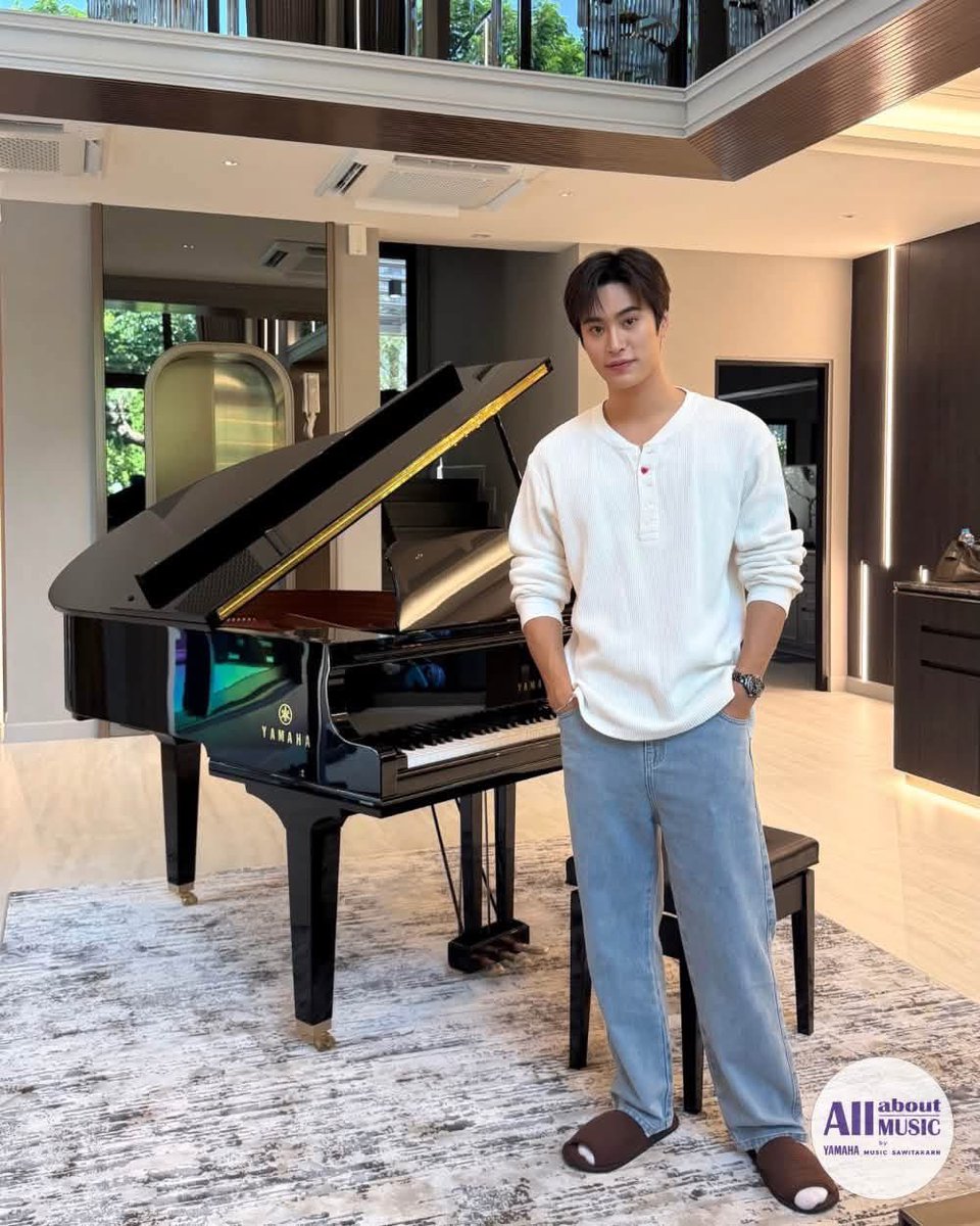 nongsiii's tweet photo. OMG he has his own piano in his new home now 🥹😭

#Gemini_NT #เจมีไนน์ https://t.co/GcKS73TwKB