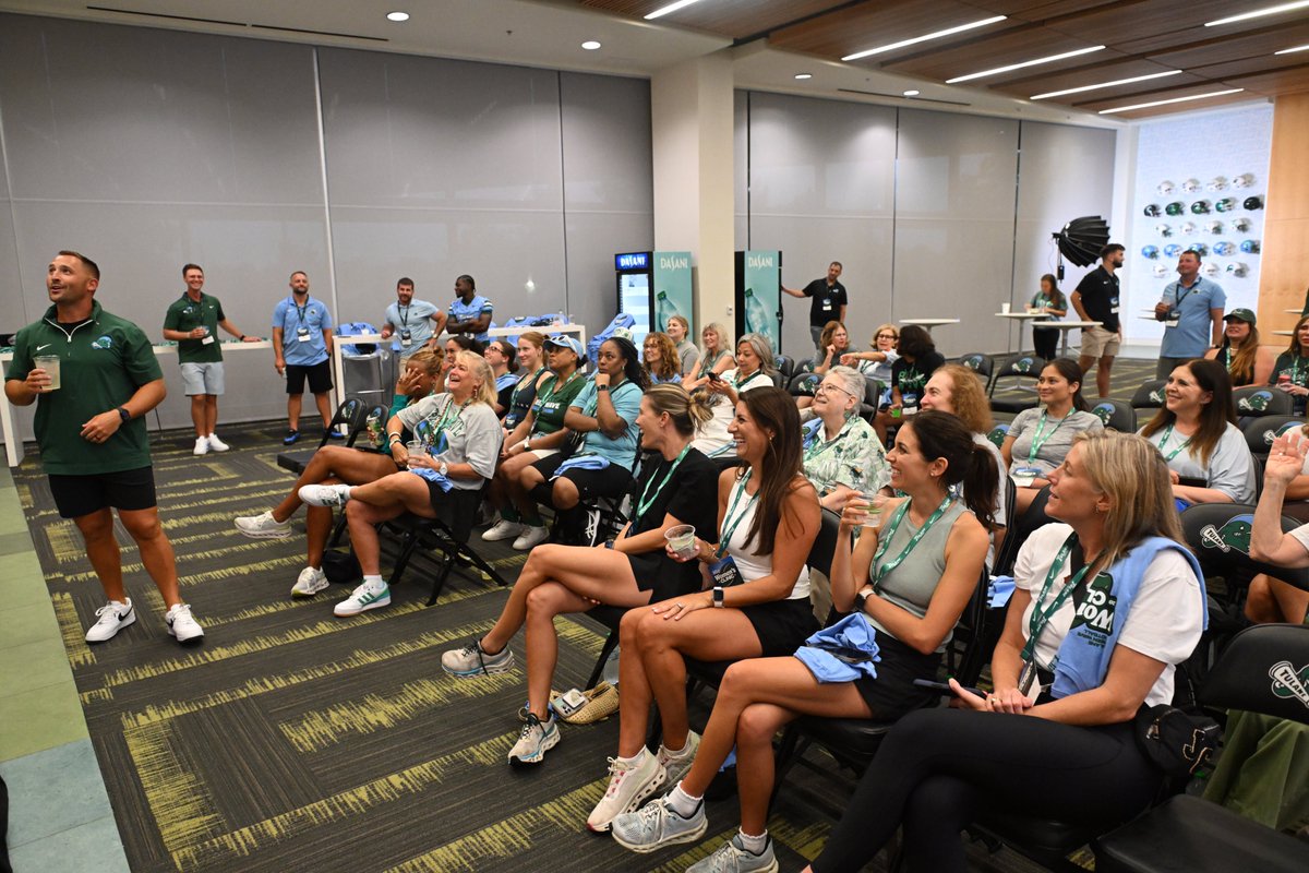 tulanealumni's tweet photo. The Game's Calling

The @GreenWaveFB Women's Clinic returns on Tuesday, July 28, and they're ready for you to represent Uptown Football. Participate in activity drills, watch film sessions, hear from @Coach_Hall7, and much more. Get your tickets today.

📰: https://t.co/W5Q30c7qbL 
#RollWave🌊