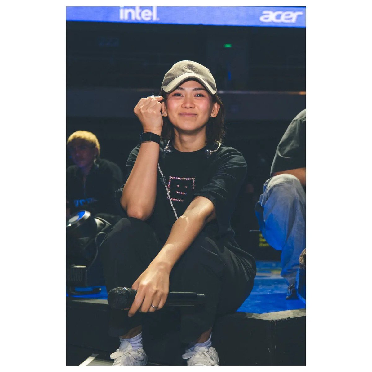 AshMatt_intl's tweet photo. Moods. 😆😊 @JustSarahG

HAPPY BIRTHDAY SARAH G
#SarahGDay
#DitoNagSimulaAngLahat

📸: Rai Tatlonghari https://t.co/zAiNARj7uu