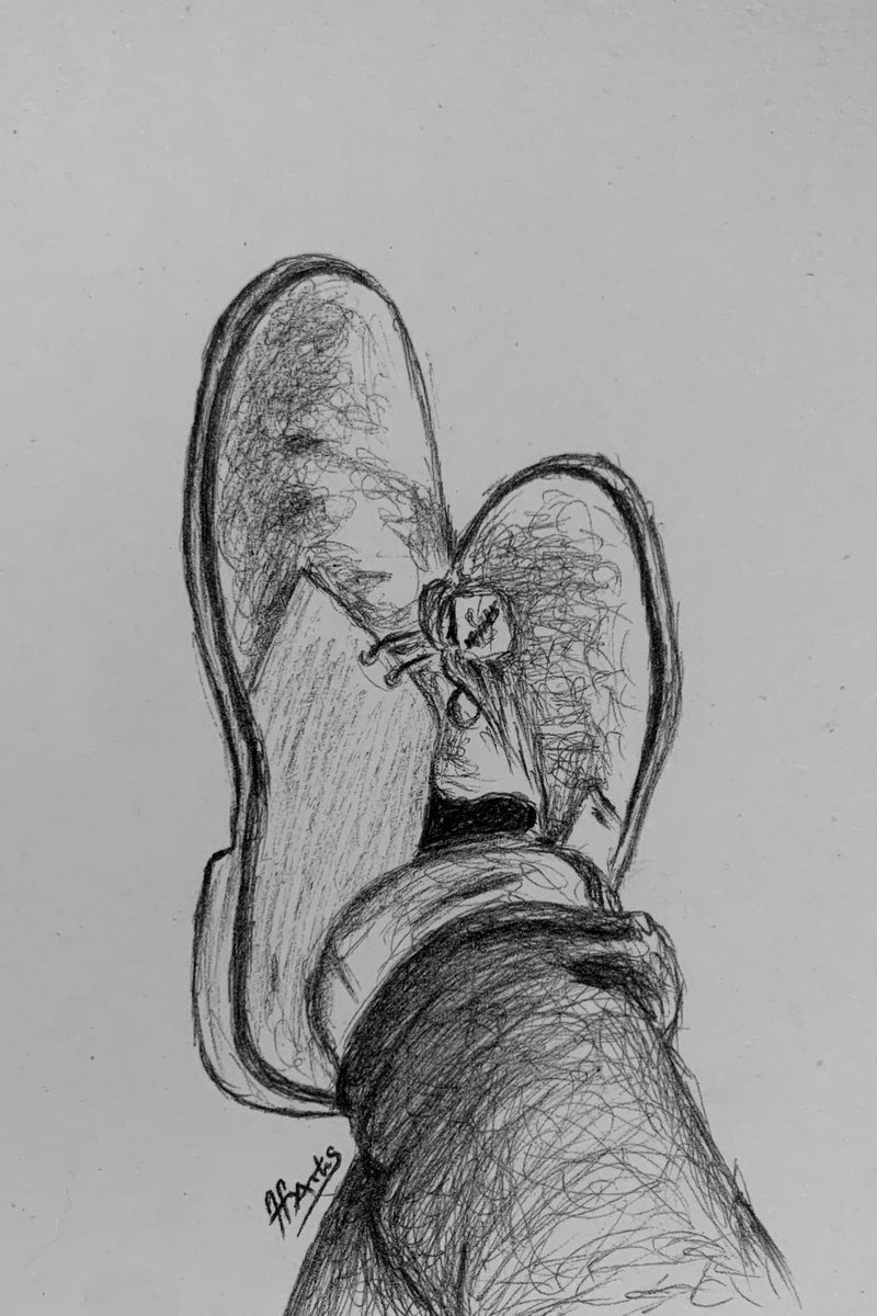 real_Ifyarts's tweet photo. New art for Day 19/26 #TAFAnniversaryChallenge

Shoe ✍️ https://t.co/9ncNcKc0v6