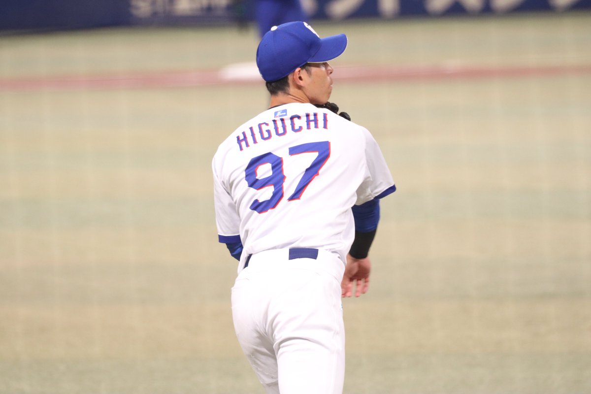 hen_ryuh's tweet photo. キャッチボールの時にすごくしっかりごあいさつしてた樋口くん。
#樋口正修
2026.7.24 バンテリン https://t.co/SZls8E0jNJ