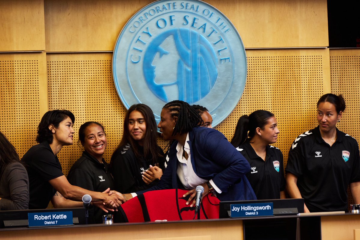 SalmonBayFC's tweet photo. July 21st, 2026 - Salmon Bay FC Day

Earlier this week, we celebrated Salmon Bay FC Day at City Hall!

We’re so grateful to have a city that supports local and women’s sports 💗

#SalmonBayFC | #FeelTheCurrent https://t.co/tyIX3mPoC5