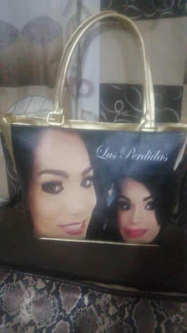 grossellaaa's tweet photo. Let's go shopping, I'll buy a handbag

Card declined https://t.co/xObFn020gY