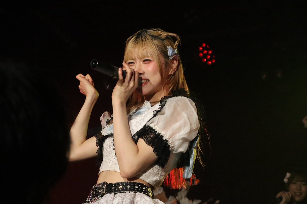 iluv__24's tweet photo. 26.07.11
かわいく撮れたびびちゃんを投下‼️
#カタバン　#びびたん飛んできて https://t.co/CErUZVWWbh
