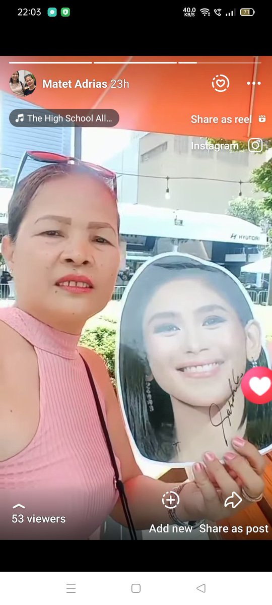 matetsarah's tweet photo. happy birthday idol sarah  g https://t.co/PogO1PaCJt