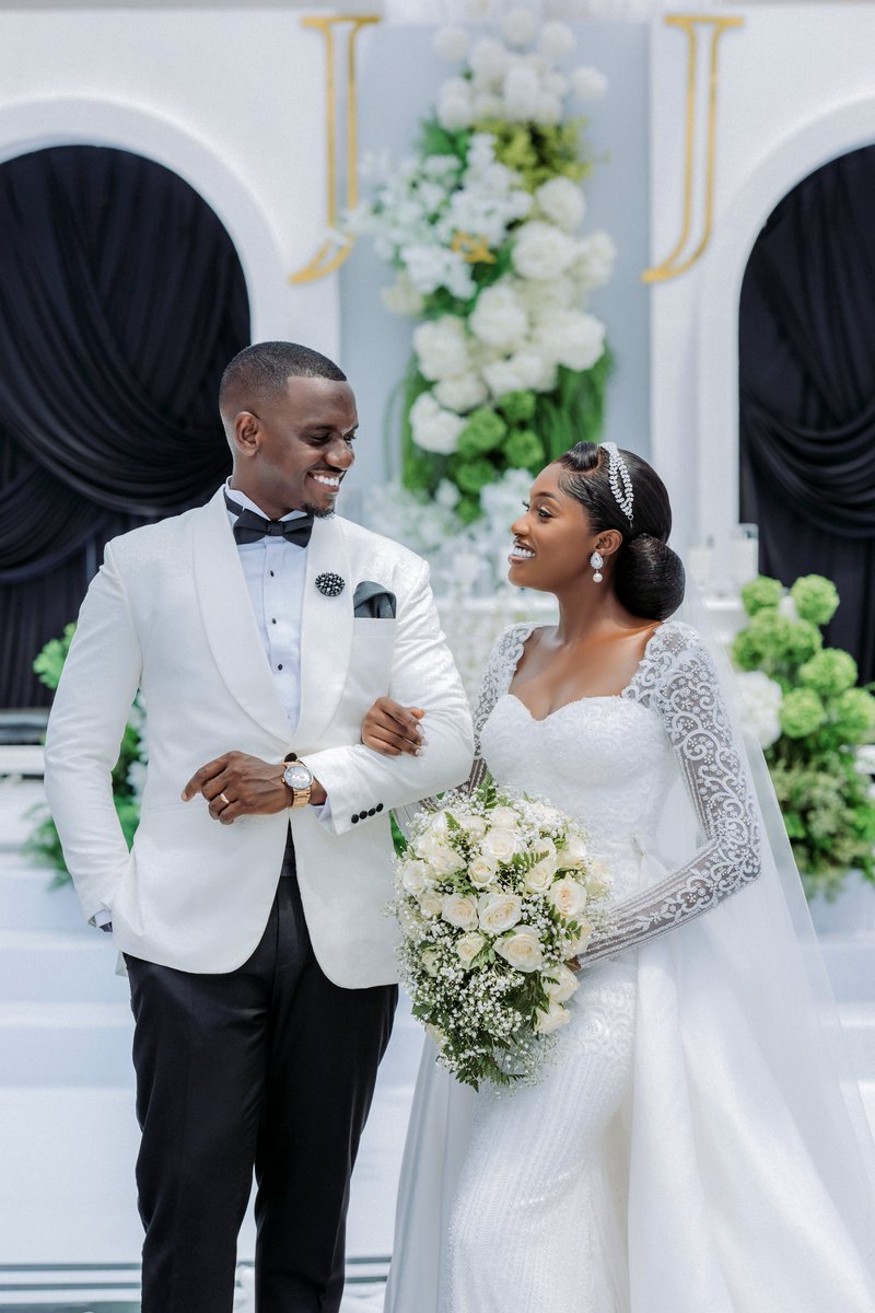 Signature_pics's tweet photo. John weds💍 Jean💞 #SignaturePictures https://t.co/dKzpsLVOPi