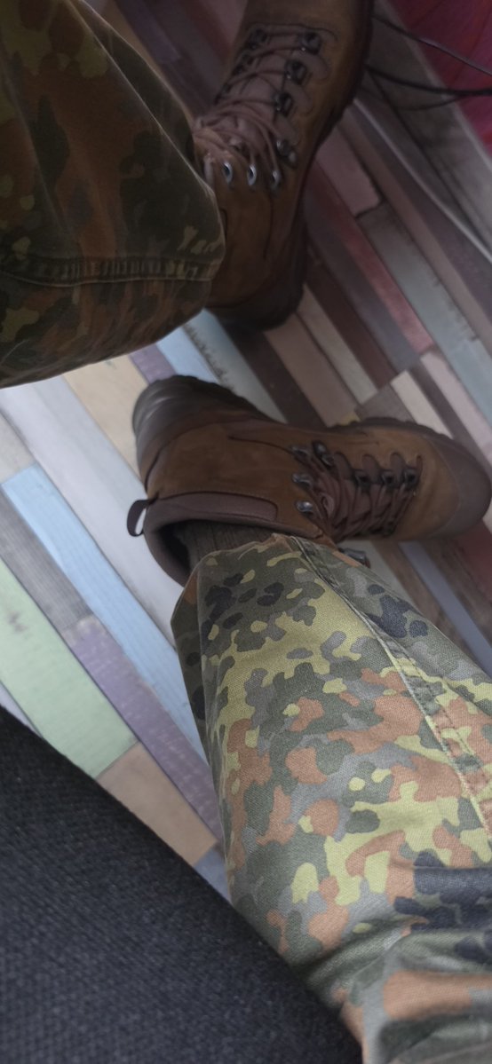 thong_ger's tweet photo. Me now. I like German Army boots, socks and clothes https://t.co/rBupa4iVaE