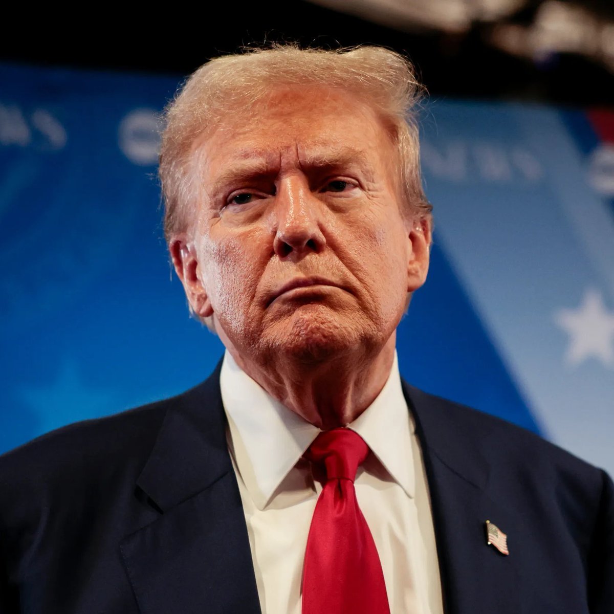 ConflictTR's tweet photo. ABD Başkanı Donald Trump: 

AB çok büyük bir bedel ödeyecek. 

ABD, Avrupa Birliği için bir kumbara değil. https://t.co/OGsYOMgBWO