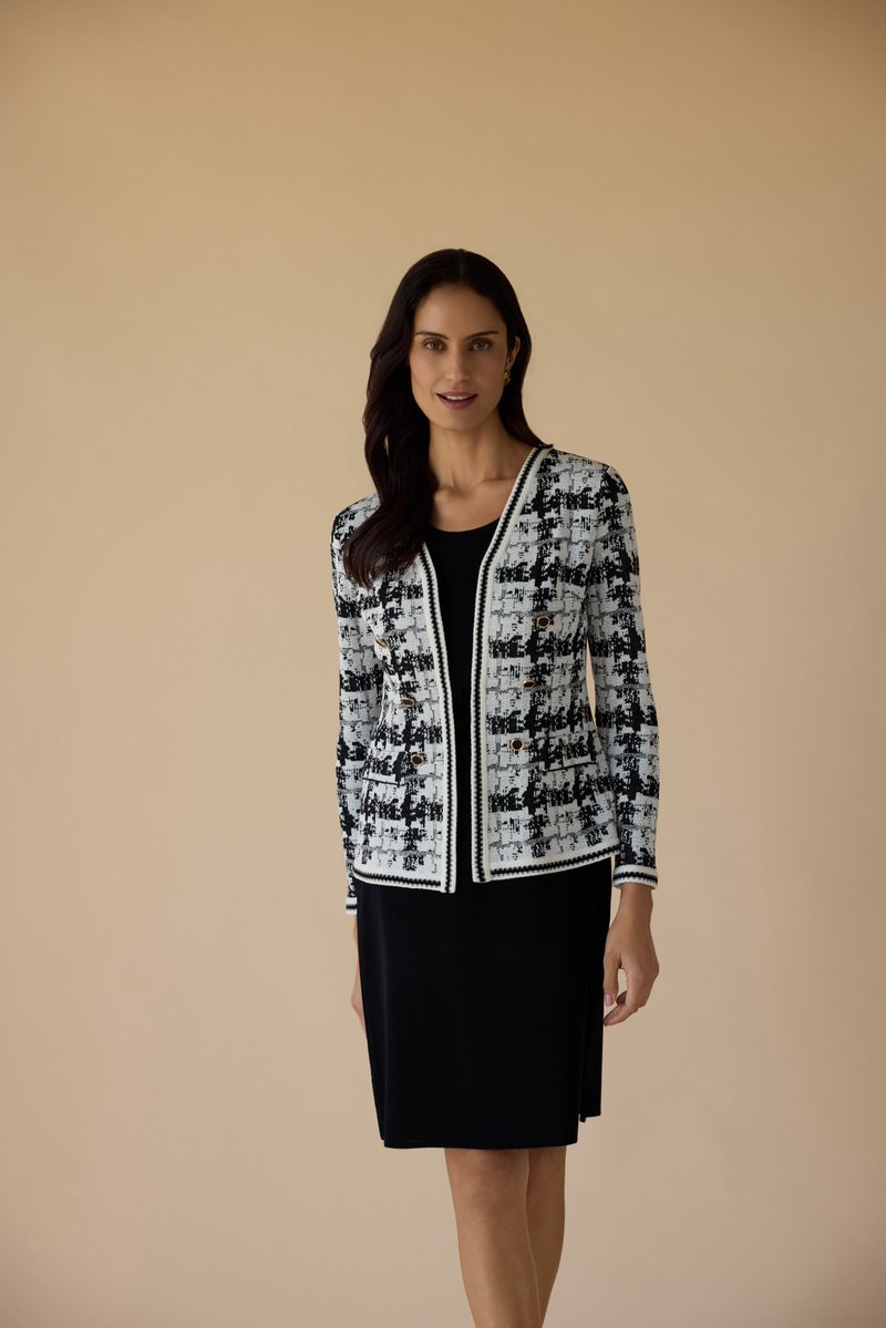 misookofficial's tweet photo. Beautifully elegant alone, impeccably finished with a signature knit jacket.

Shop these styles:
Dress - https://t.co/Dz5oVGFDgk
Jacket- https://t.co/4B0Q7nbOzn https://t.co/E4ZTZm4g5v